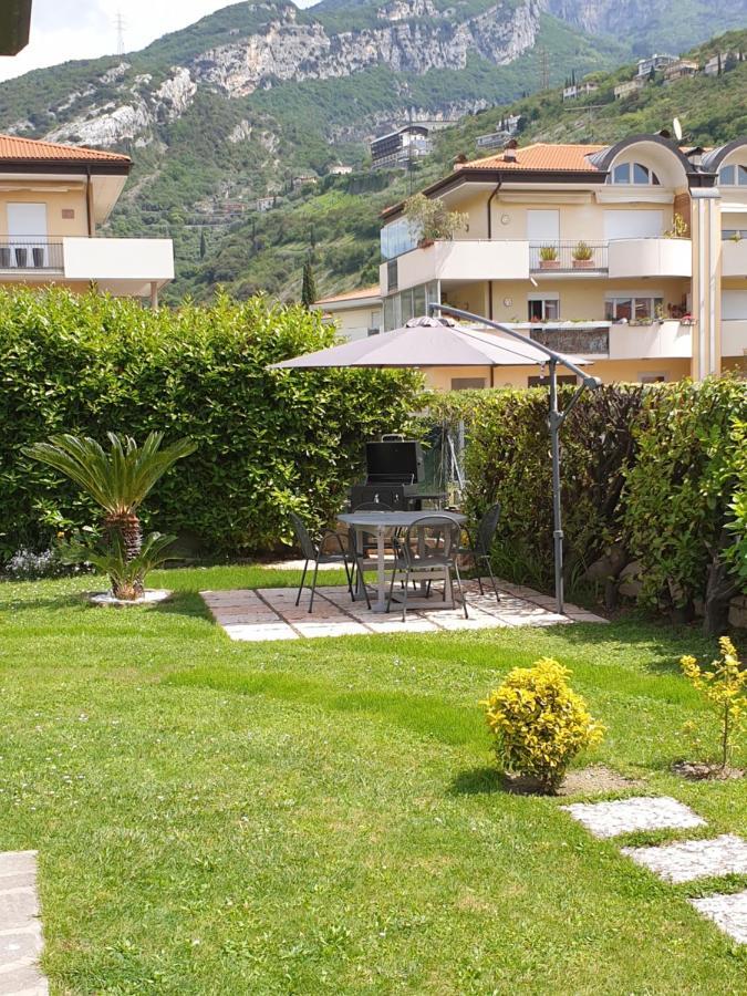 Sam&Sun Apartment Torbole Sul Garda Luaran gambar