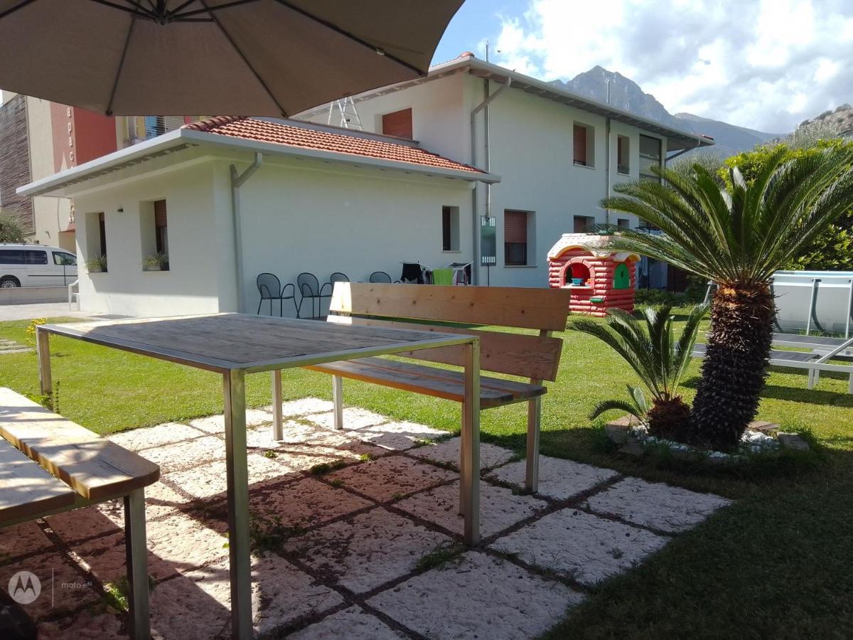 Sam&Sun Apartment Torbole Sul Garda Luaran gambar