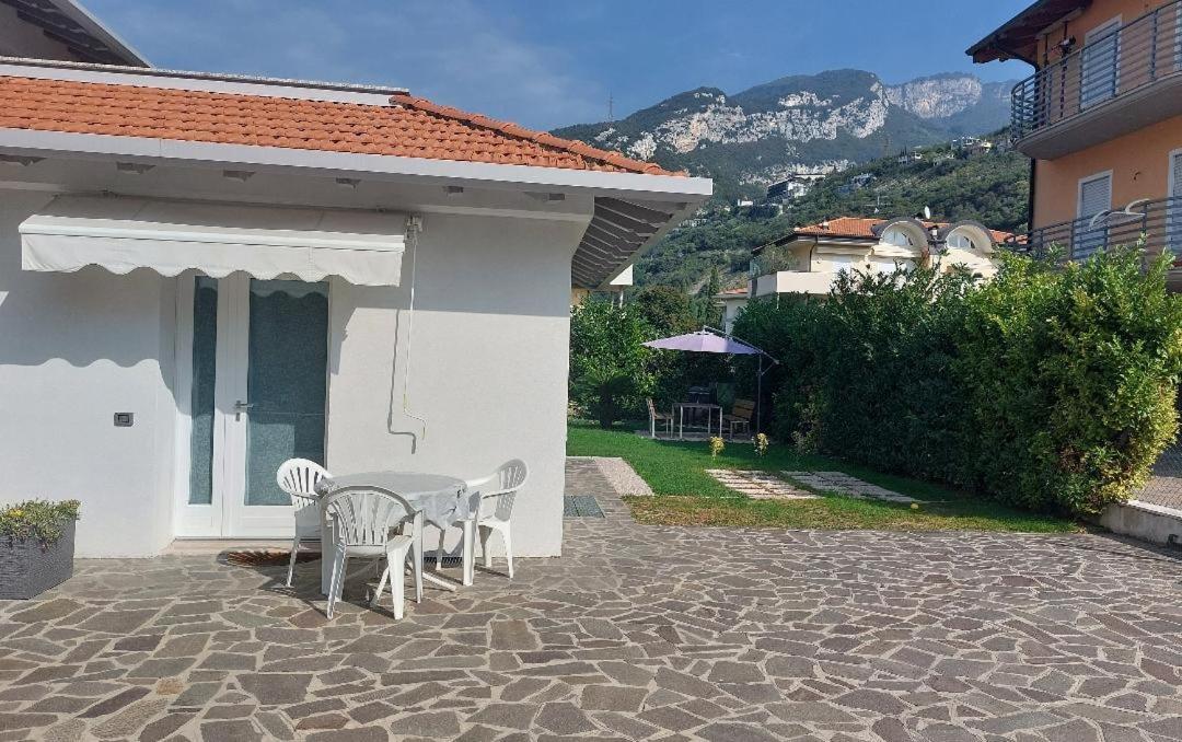 Sam&Sun Apartment Torbole Sul Garda Luaran gambar